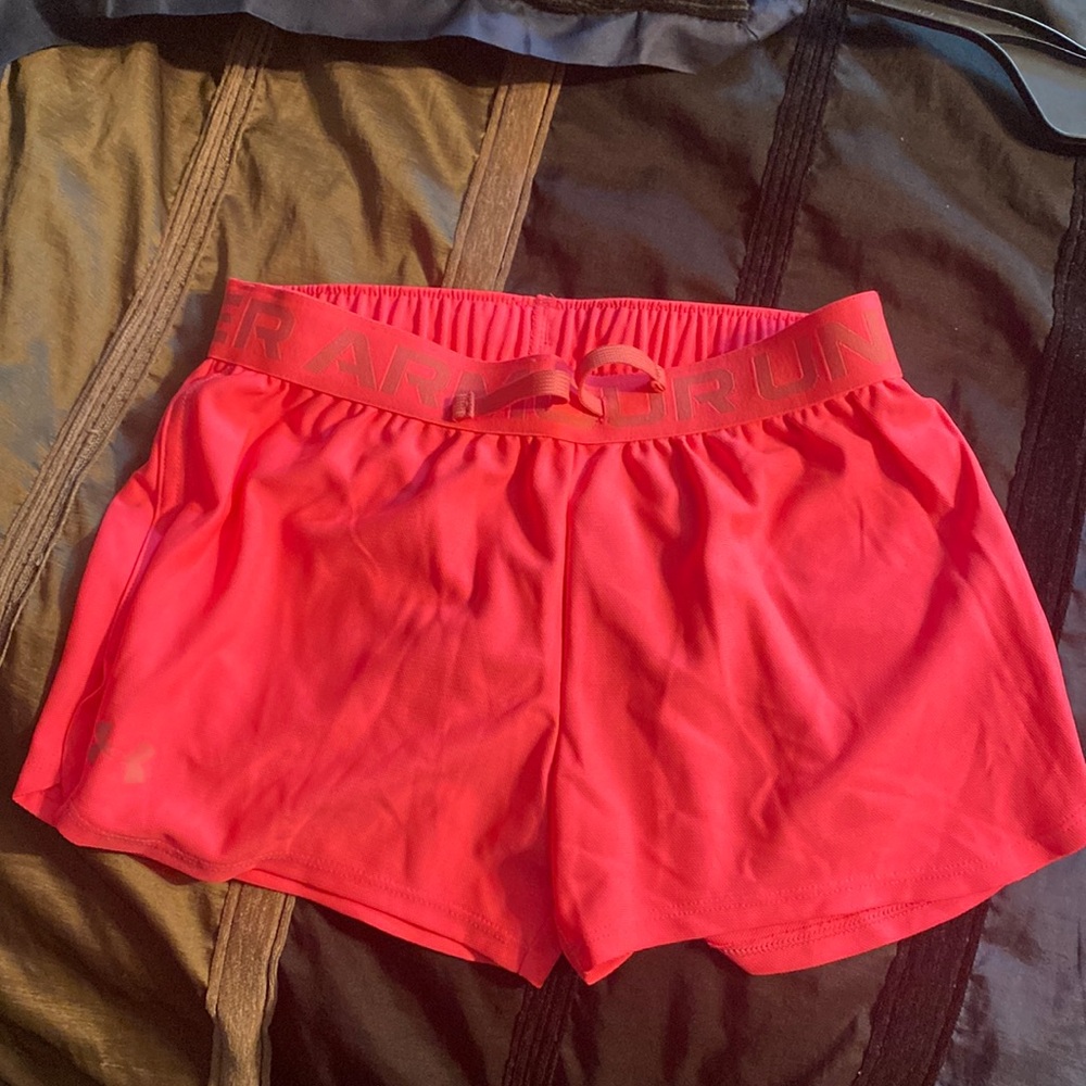 Girls youth medium shorts New
